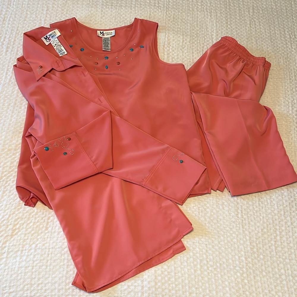 Maggie Sweet 3 Piece Coral Vintage Pantsuit Tunic Top with Jacket Size Medium